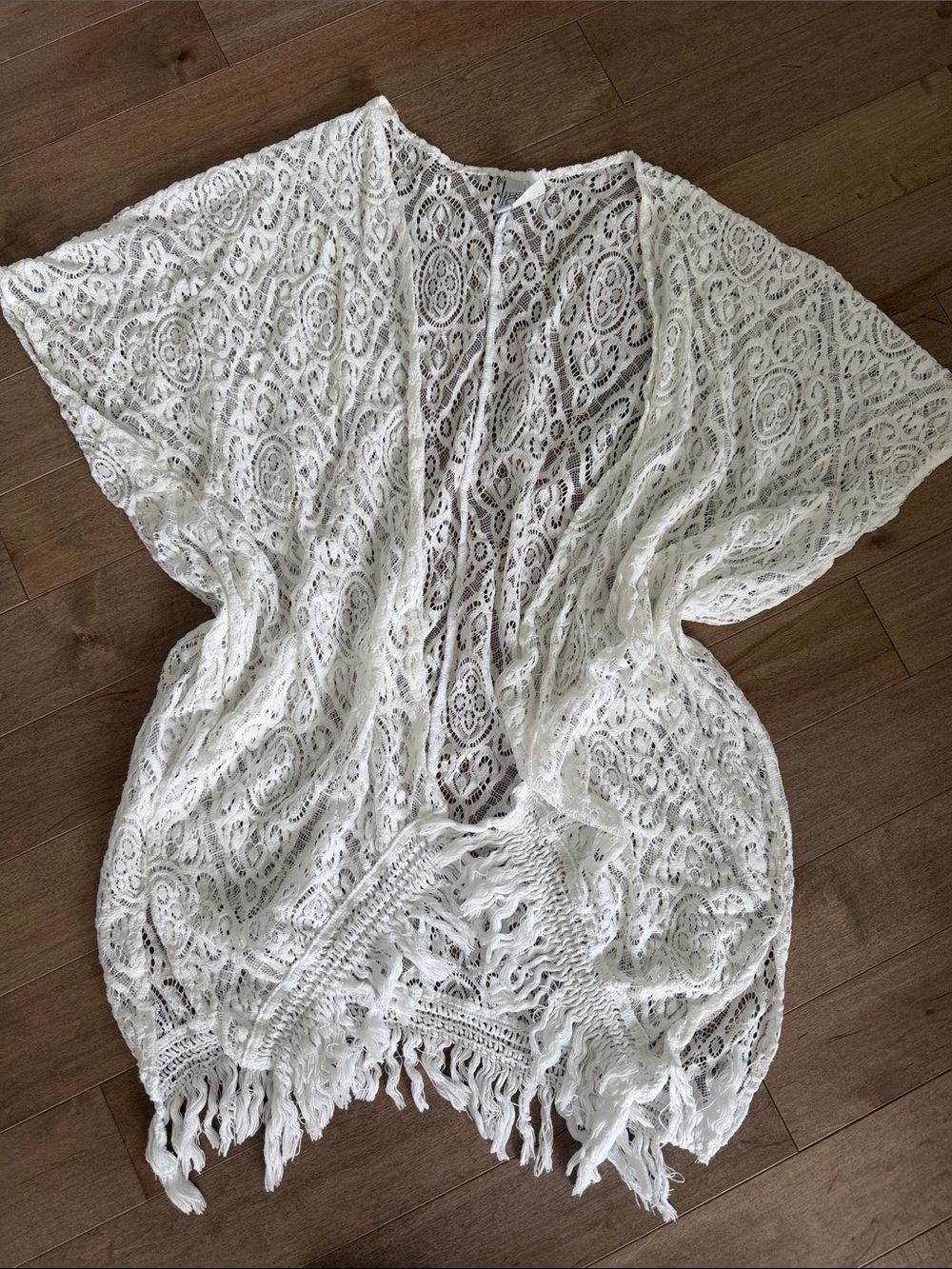 BECCA White Crochet Lace Kimono Cover